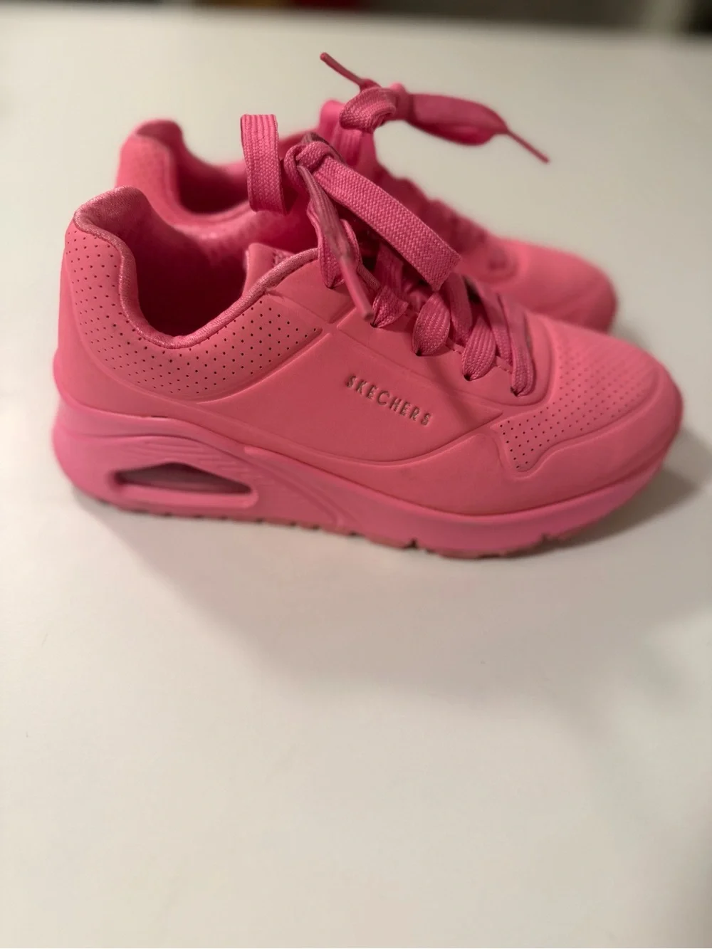 Skechers UNO Gen1 Neon Glow Hot Pink Girls Sneakers Size 13